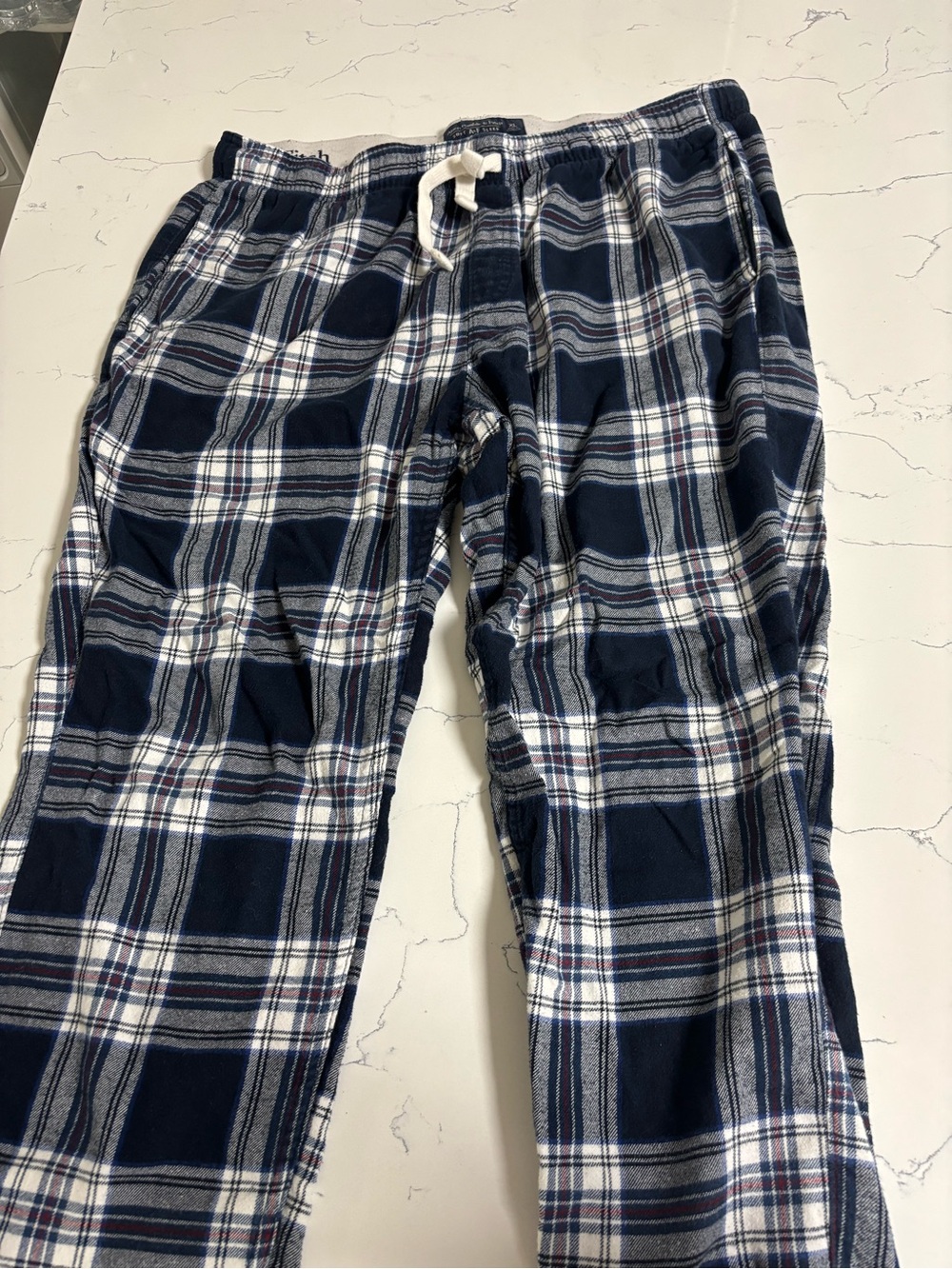Abercrombie & Fitch Navy and White Plaid Jogger Pants